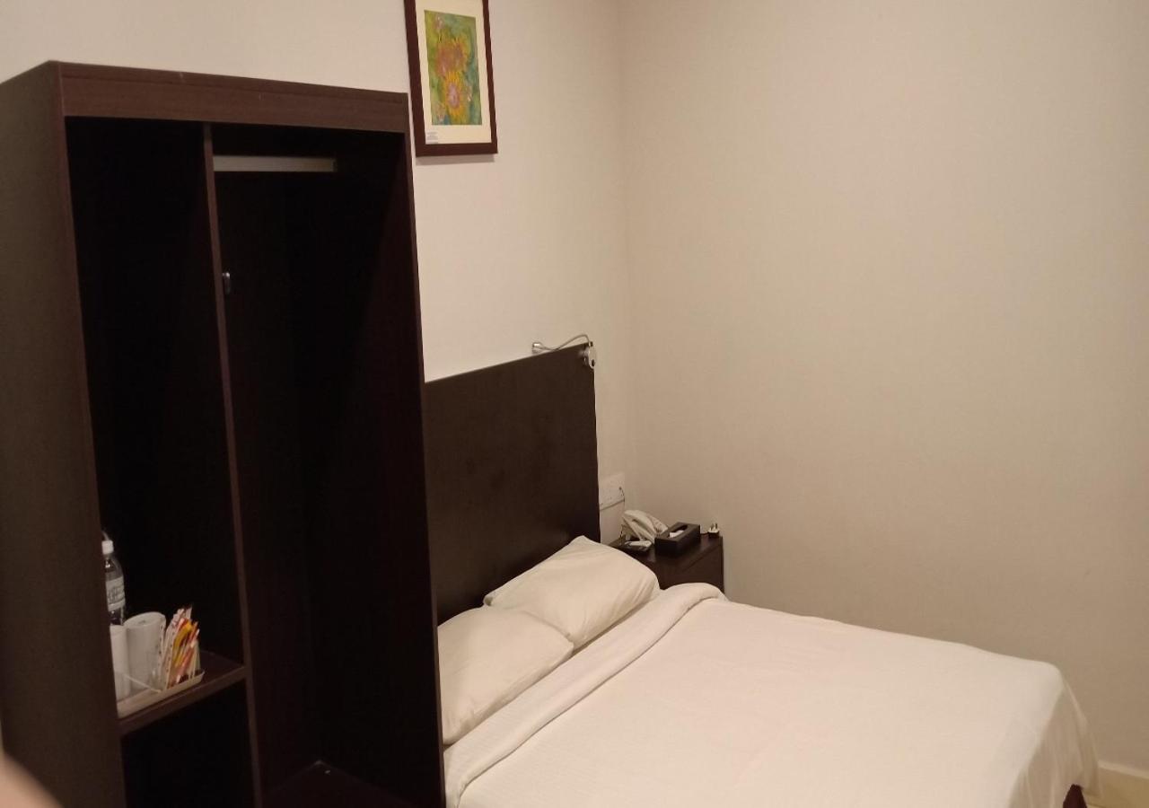 Hotel Desaru Penawar Exteriör bild