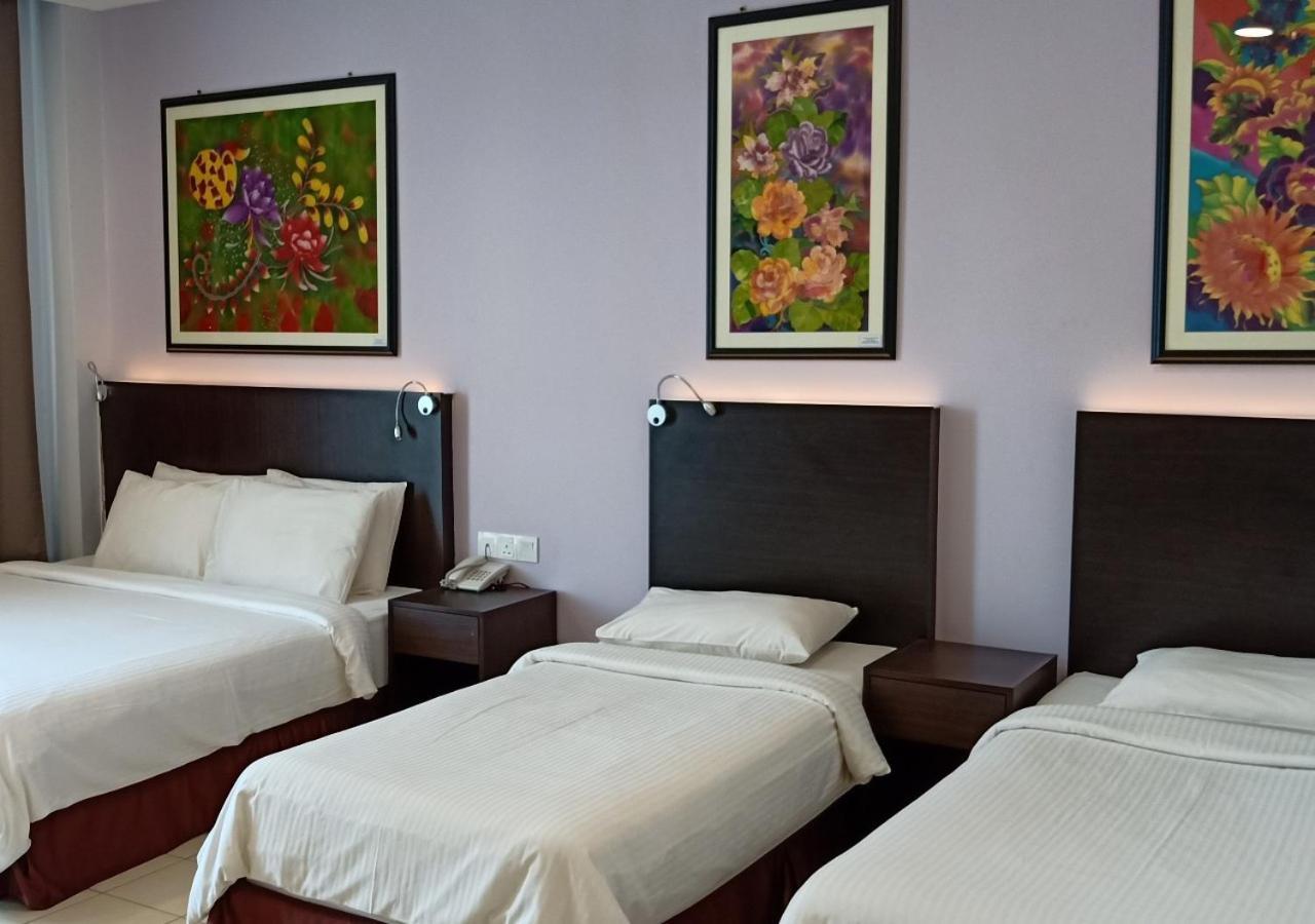 Hotel Desaru Penawar Exteriör bild